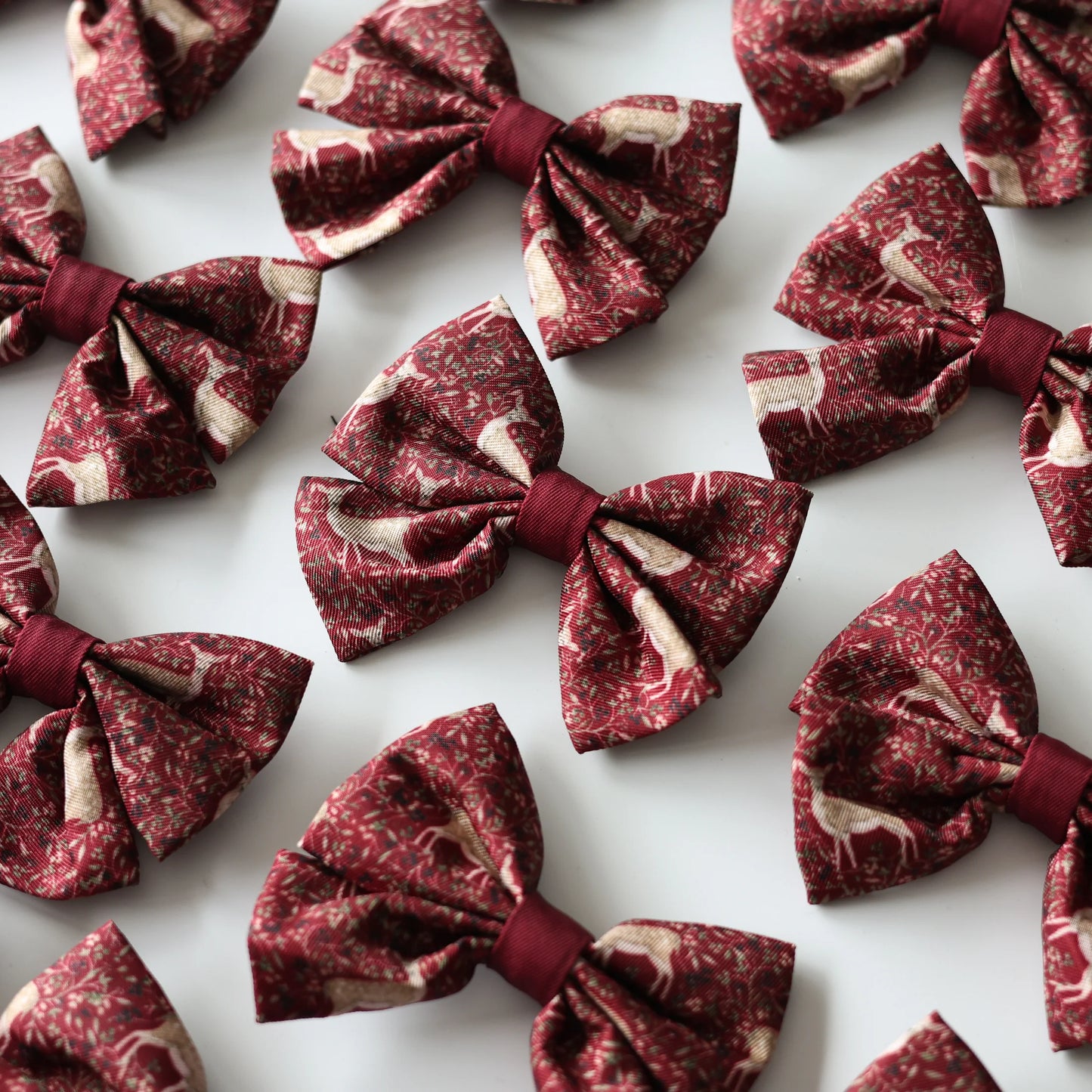 Winter Fawn – Strikje